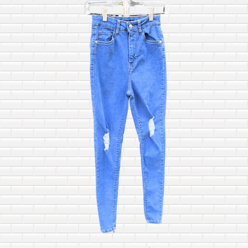 (NWT) Nasty Gal Sustainable Denim High-Waisted Distressed Skinny Jeans - Sz 2